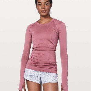 Lululemon Swiftly Tech Long Sleeved Crew in Moss Rose Size 4